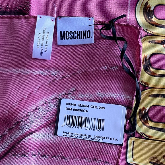 🔥🔥🔥NWT Moschino - Picture 3 of 3